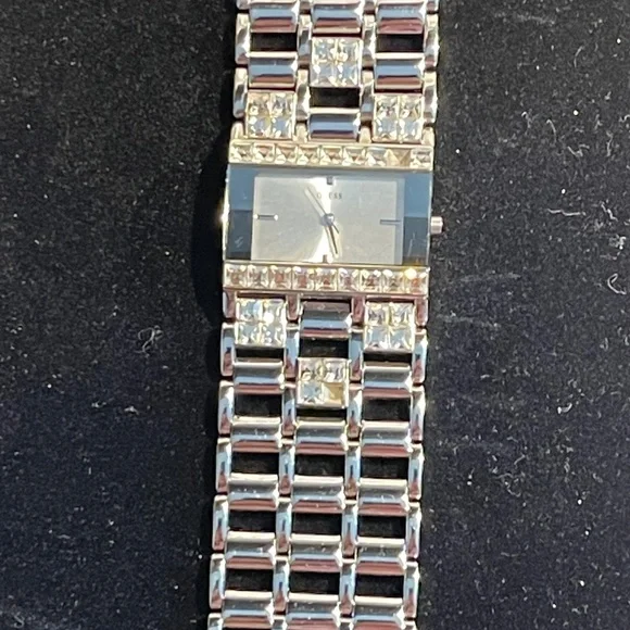 Guess | Accessories | Womens Art Deco Guess Wristwatch  display picture 3